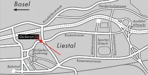 Lageplan von Liestal: Die Gerberstrasse 5b ist mit einem roten Pfeil markiert, in der Nähe der Rosenstrasse und des Schleifenwuhrwegs